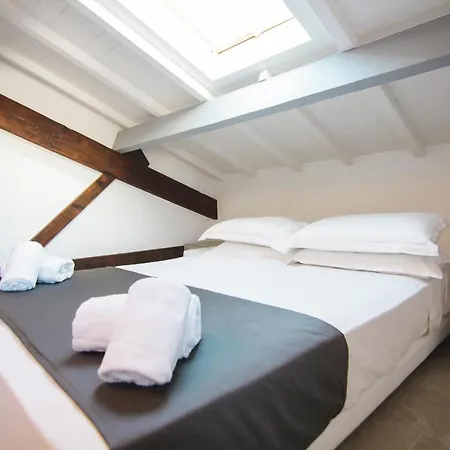 Maison Du Port 42 B&B 3*