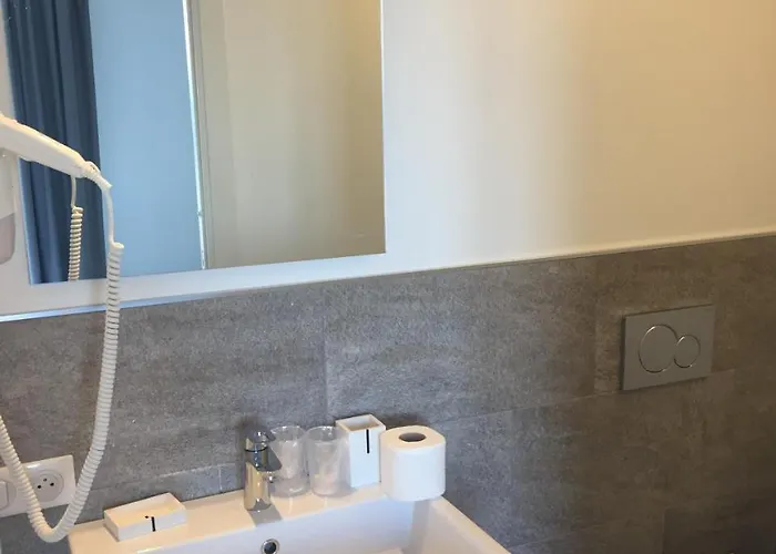 Maison Du Port 42 B&B