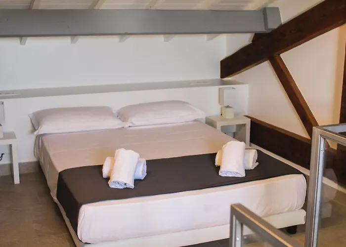 Maison Du Port 42 Bed & Breakfast Saint-Tropez